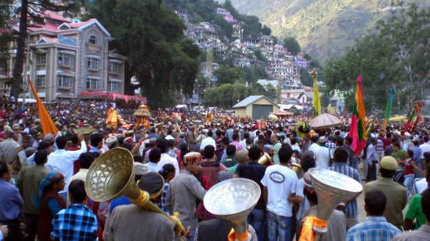 The pre-Holi festival of Basant begins in Kullu