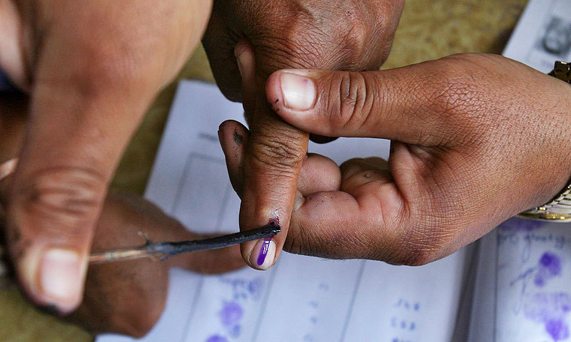 Voter getting ink mark (File Photo)
