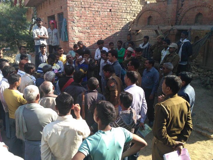 Villagers in Fatehpur's Khaga boycott polling over developmental issues.