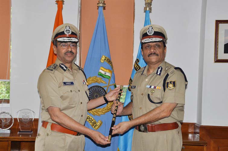 Senior IPS officer R R Bhatnagar took charge as the new Director General (DG) of the CRPF