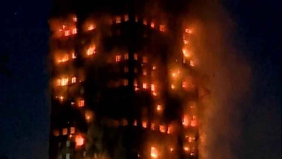 A massive fire in Grenfell Tower 