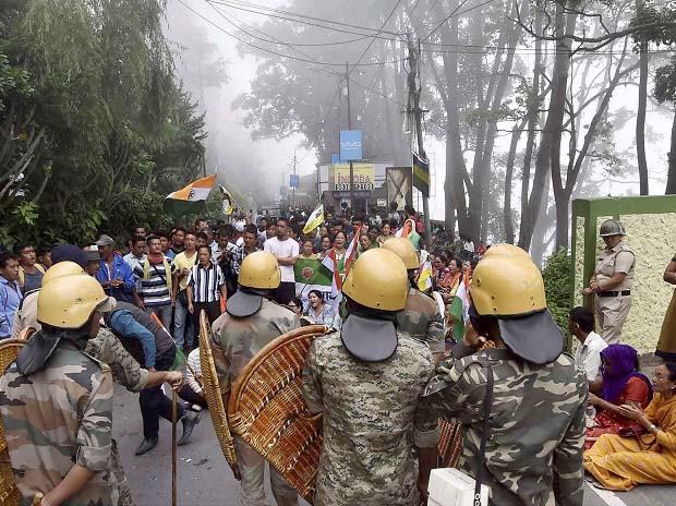 Youth protesting in open support for Gorkhaland