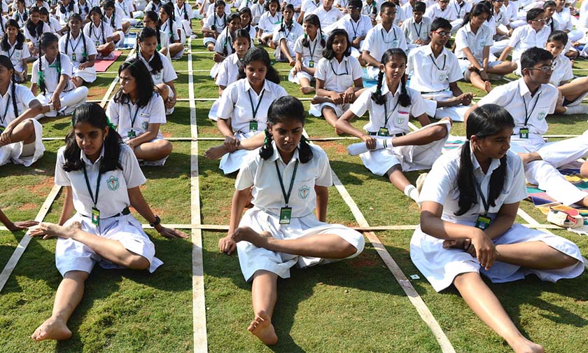 A view of school children performing yoga (File Photo)