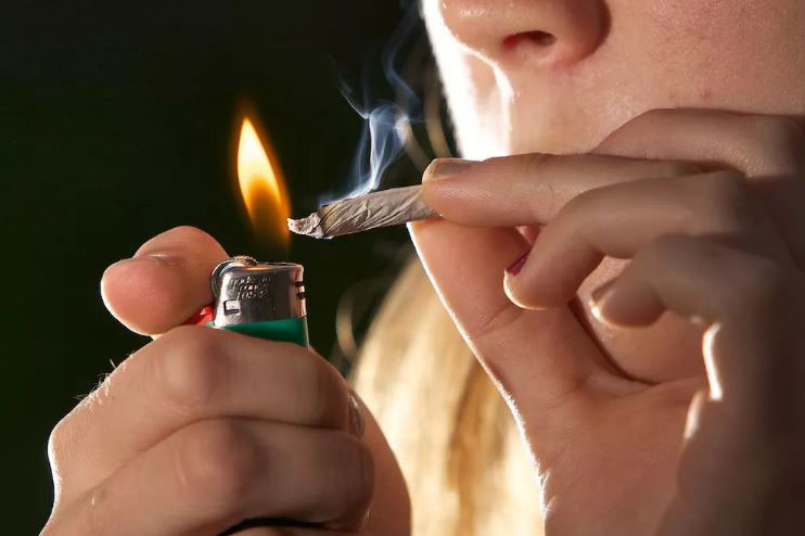 Smoke cannabis tend to move their shoulders less and elbows more as they walk (File Photo)