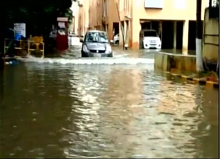  Torrential rains continues to lash Bengaluru