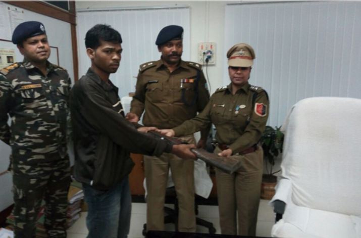 Maoist commander surrendered before the security forces
