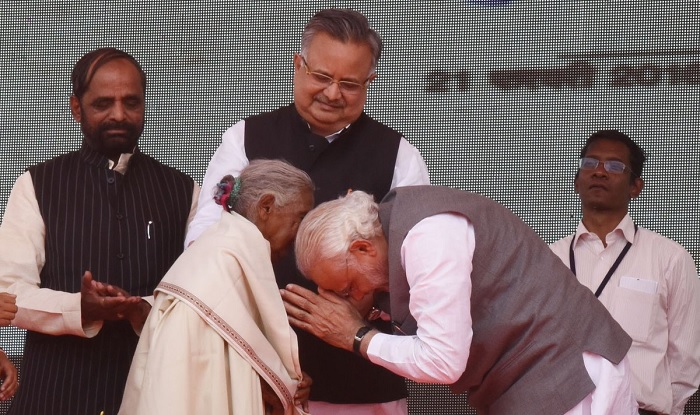 Prime Minister Narendra Modi pays  tribute to Chhattisgarh's social activist, late Kunwar Bai