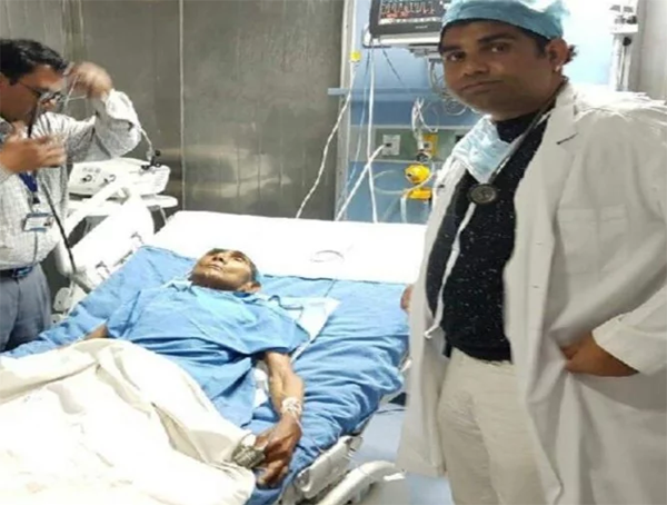 Yogi Adityanath`s  father Anand Singh Bisht in Hospital