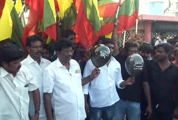  NTK party workers  protest against IPL 2018