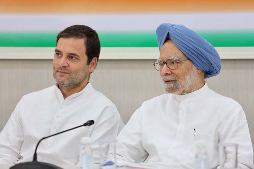 Congress President Rahul Gandhi with former prime minister Manmohan Singh 