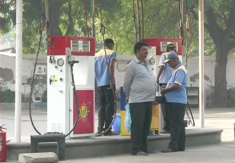 Petrol Pump closed in national capital