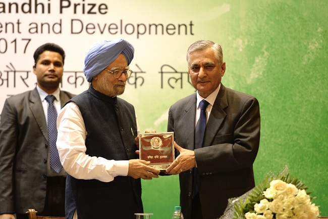 Former Prime Minister Manmohan Singh conferred the Indira Gandhi Prize for Peace, Disarmament and Development for 2017