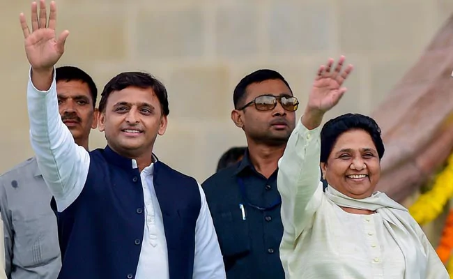 Samajwadi Party President Akhilesh Yadav and  Samaj Party Chief Mayawati