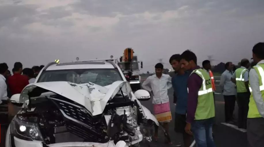 Six killed in accident on Lucknow-Agra Expressway