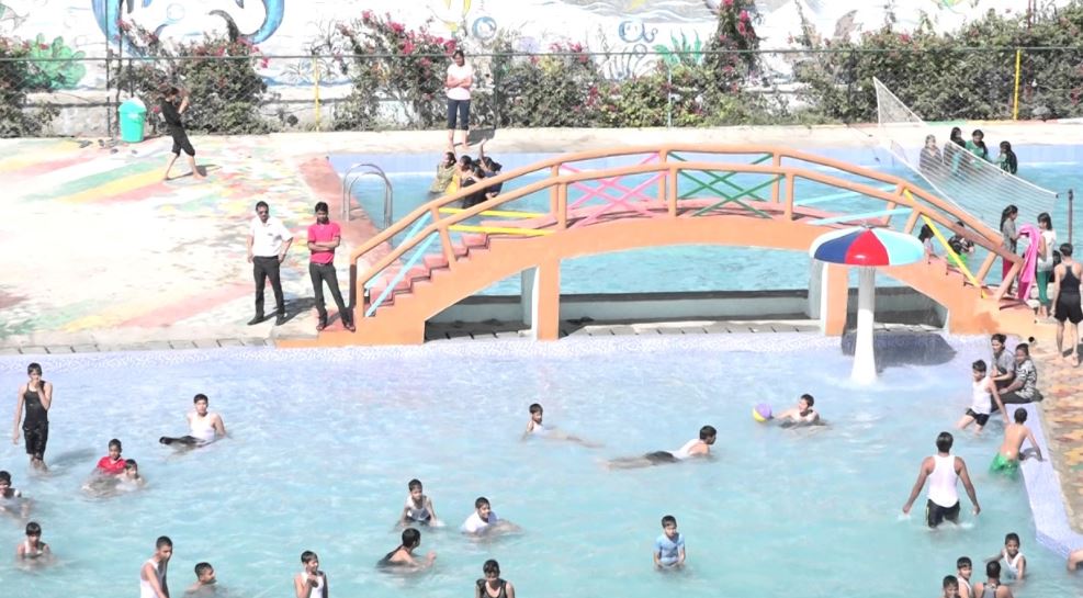 Minor girl dies five days after pool mishap