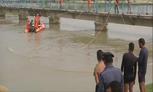 Rescue operation underway in Lucknow