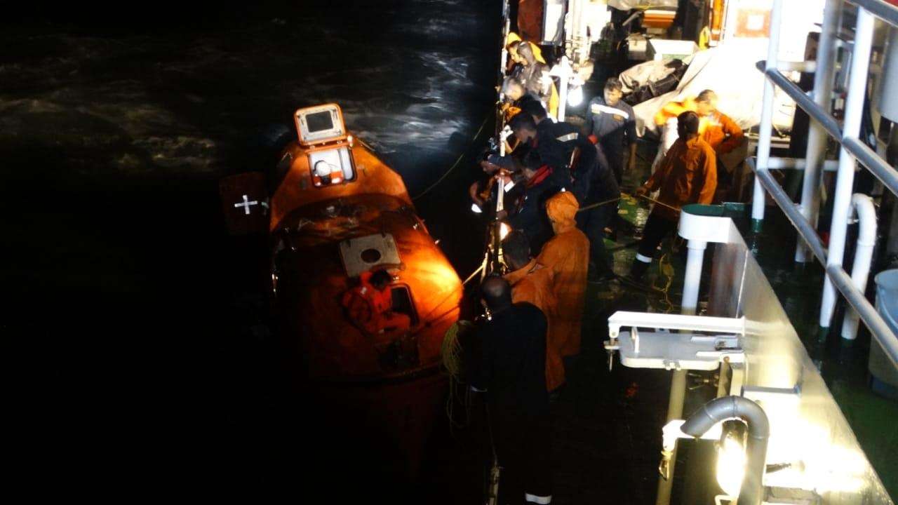 The Indian Coast Guard rescuing 13 crew members of a ship off New Mangalore Port