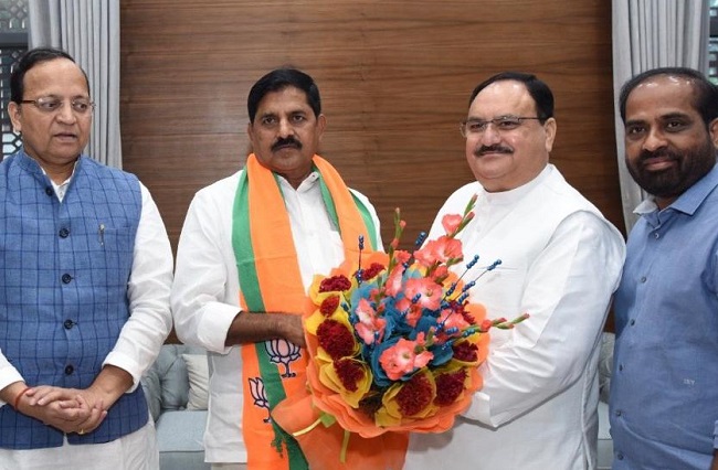 Adinarayana Reddy joins BJP