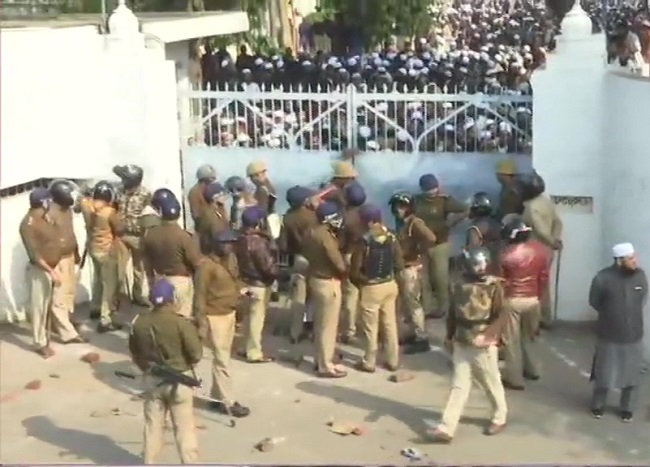Protests broke out at Nadwa College in Lucknow against CAA