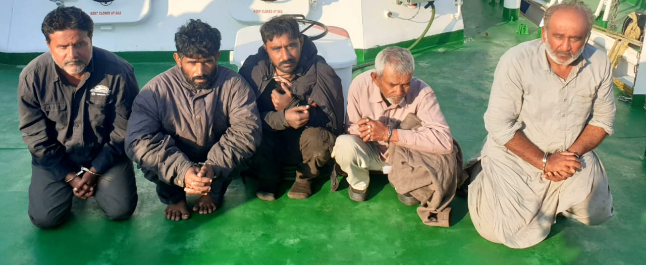 Five Pakistani nationals nabbed, 35 kg heroin seized in Gujarat