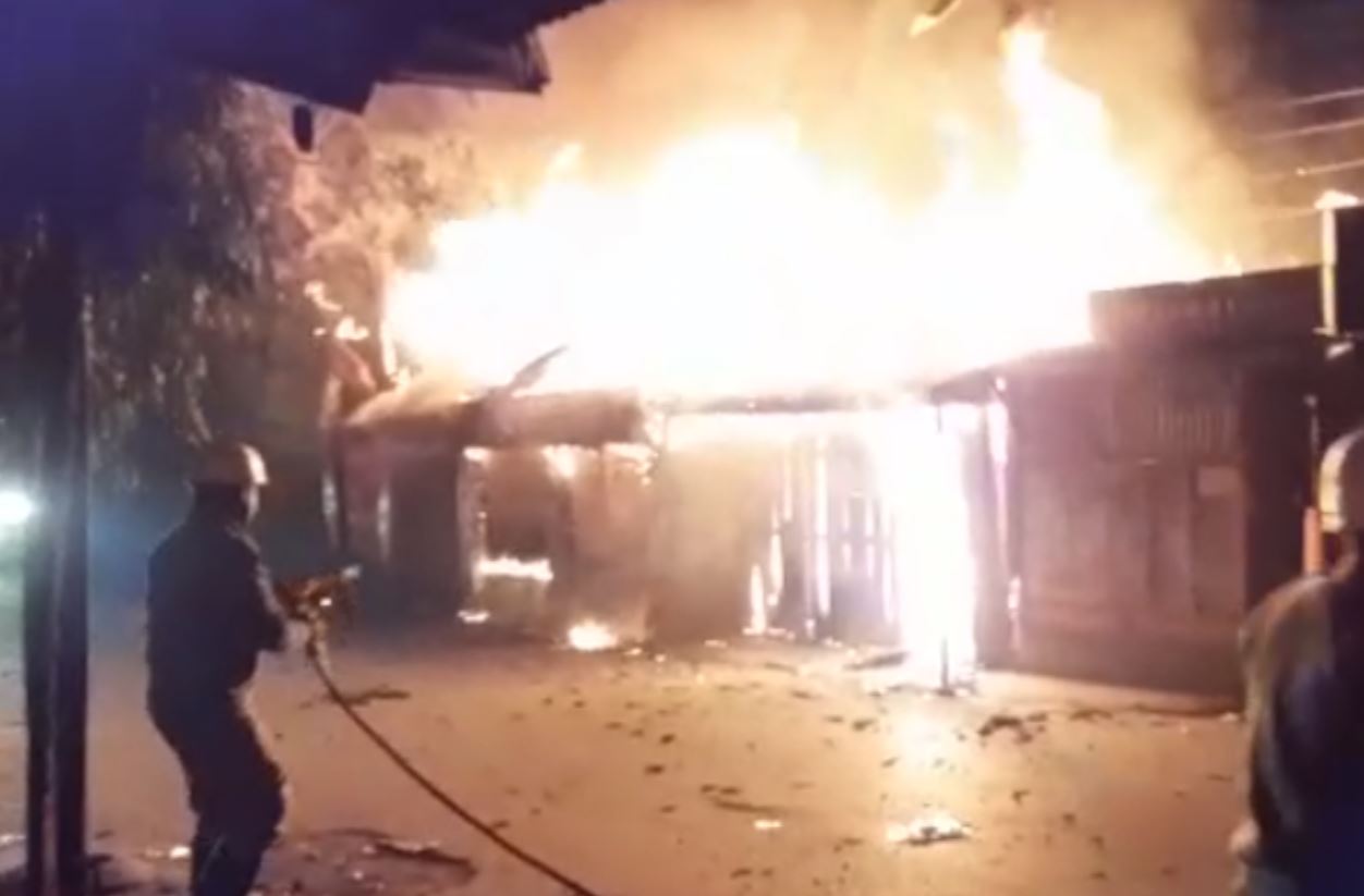Massive fire guts 7 shops in Siliguri
