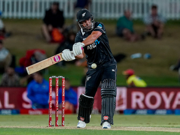 New Zealand leads by 3-0 against India
