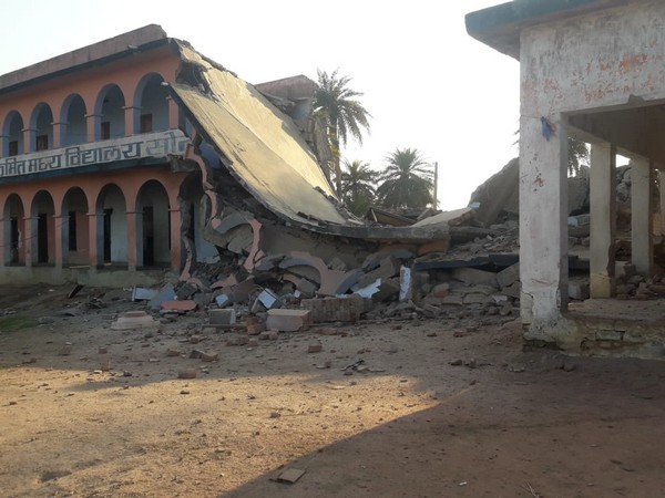 The school building in Gaya district blown up by Naxals