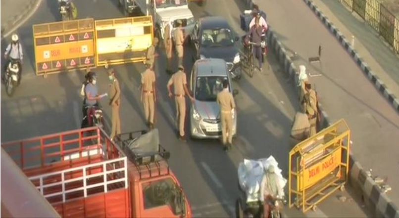 Police are conducting checks at the Delhi-Ghaziabad border