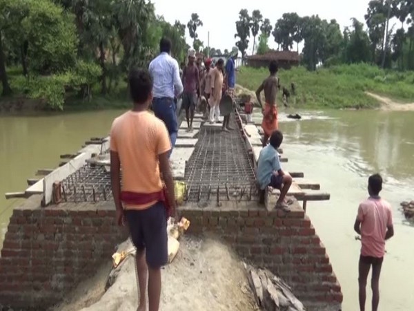 Villagers of Budhaul in Gaya have started construction of a bridge in their village that was pending for almost 30 years.