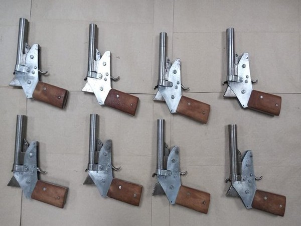 Firearms seized by the STF