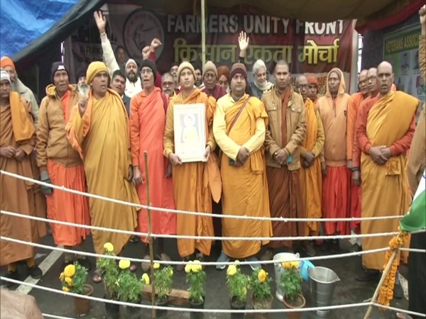 A group of Buddhist monks at the Gazipur (Delhi-UP) border