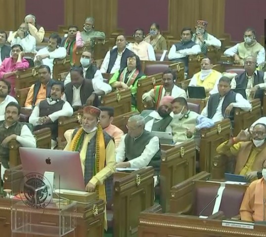 Finance Minister Suresh Kumar Khanna speaking in Uttar Pradesh  Legislative Assembly