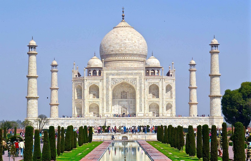 Security check is being done around Taj Mahal (File Photo)