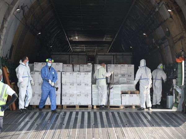 A total of three oxygen generators and 1,000 ventilators arrived from the United Kingdom on Sunday.