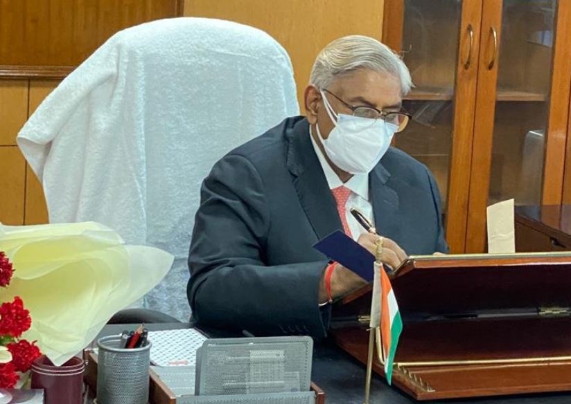 Justice Arun Mishra takes over as NHRC chief