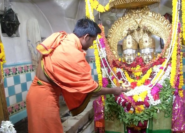 Temple at Kalaburagi reopens for devotees as COVID restrictions eased in state
