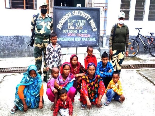 A visual of the apprehended illegal Bangladeshi with BSF troops