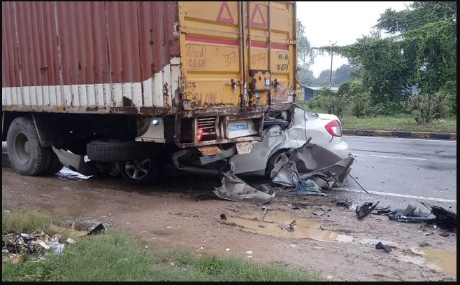 car crashes into container truck in Basti