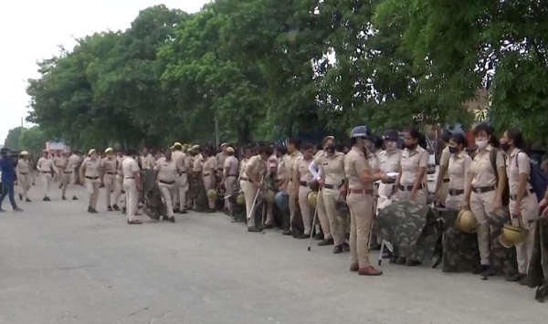 Security personnel deployed in Karnal ahead of Kisan Mahapanchayat