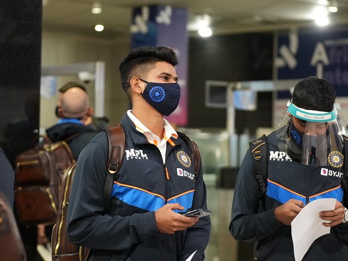 Indian Test squad lands in Johannesburg