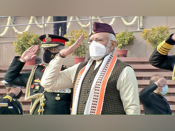 PM Modi opts for unique Uttarakhand traditional cap