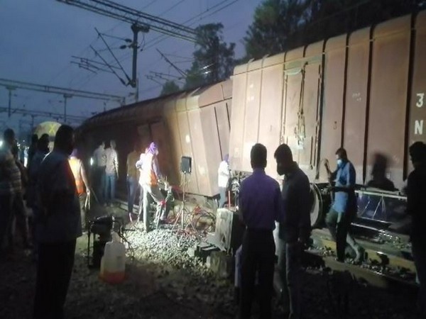 Derailed wagons of the goods train at Aluva