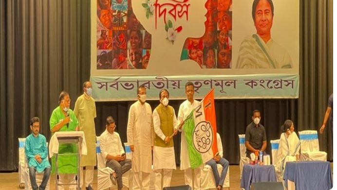 Joy Prakash Majumdar joined the Trinamool Congress