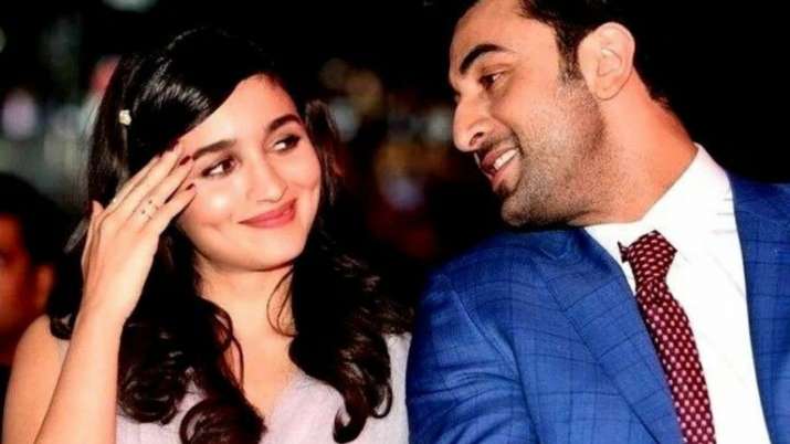 Ranbir and Alia fallen in love on the sets of their upcoming film 'Brahmastra'.
