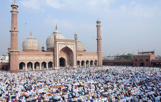 Devotees offer Namaz at Jama Masjid on Eid-Ul-Fitr (File Photo)