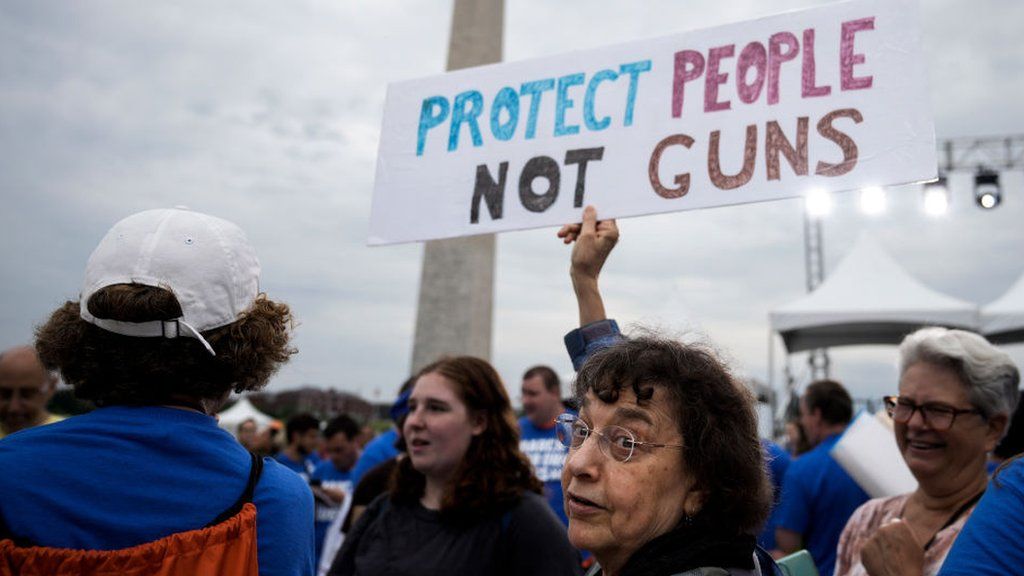 Cross-party group of senators agree on limited gun-control measures (File Photo)