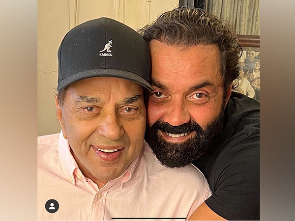 Bobby Deol and Dharmedra  (File Photo)