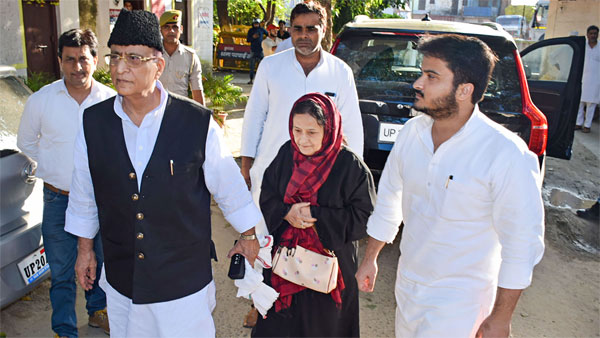 ED summoned Azam Khan, his wife and son in Lucknow (File photo)
