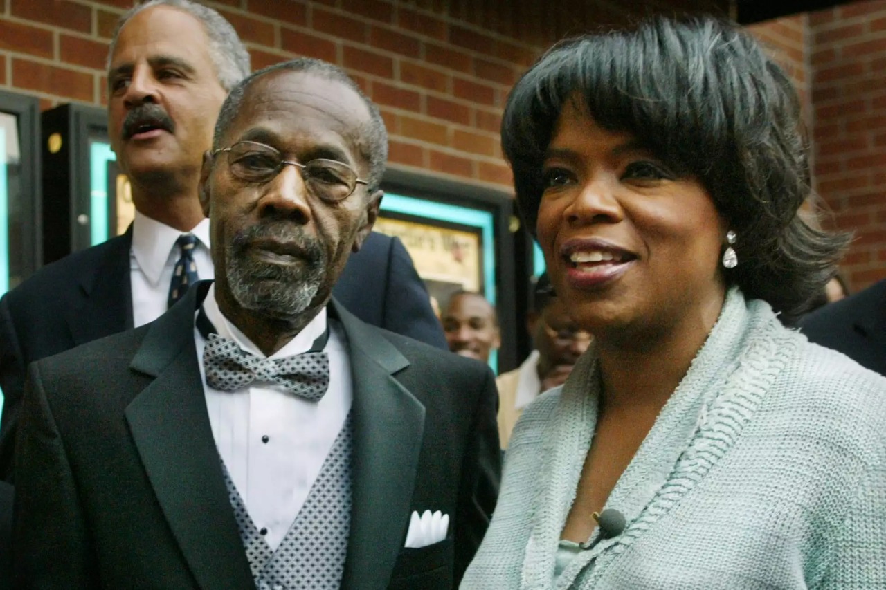 Vernon Winfrey and Oprah Winfrey (File photo)