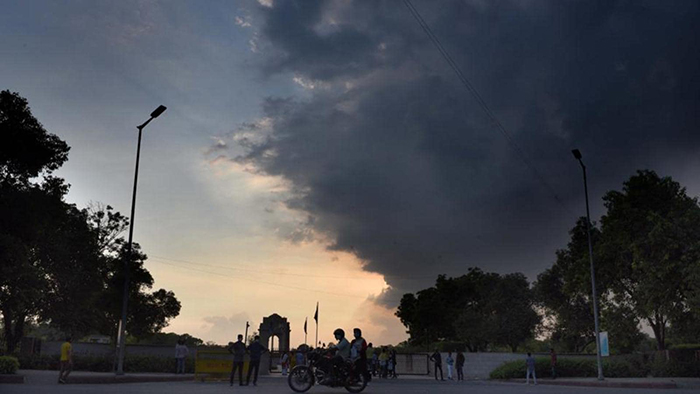 Delhi wakes up to cloudy morning (File Photo)